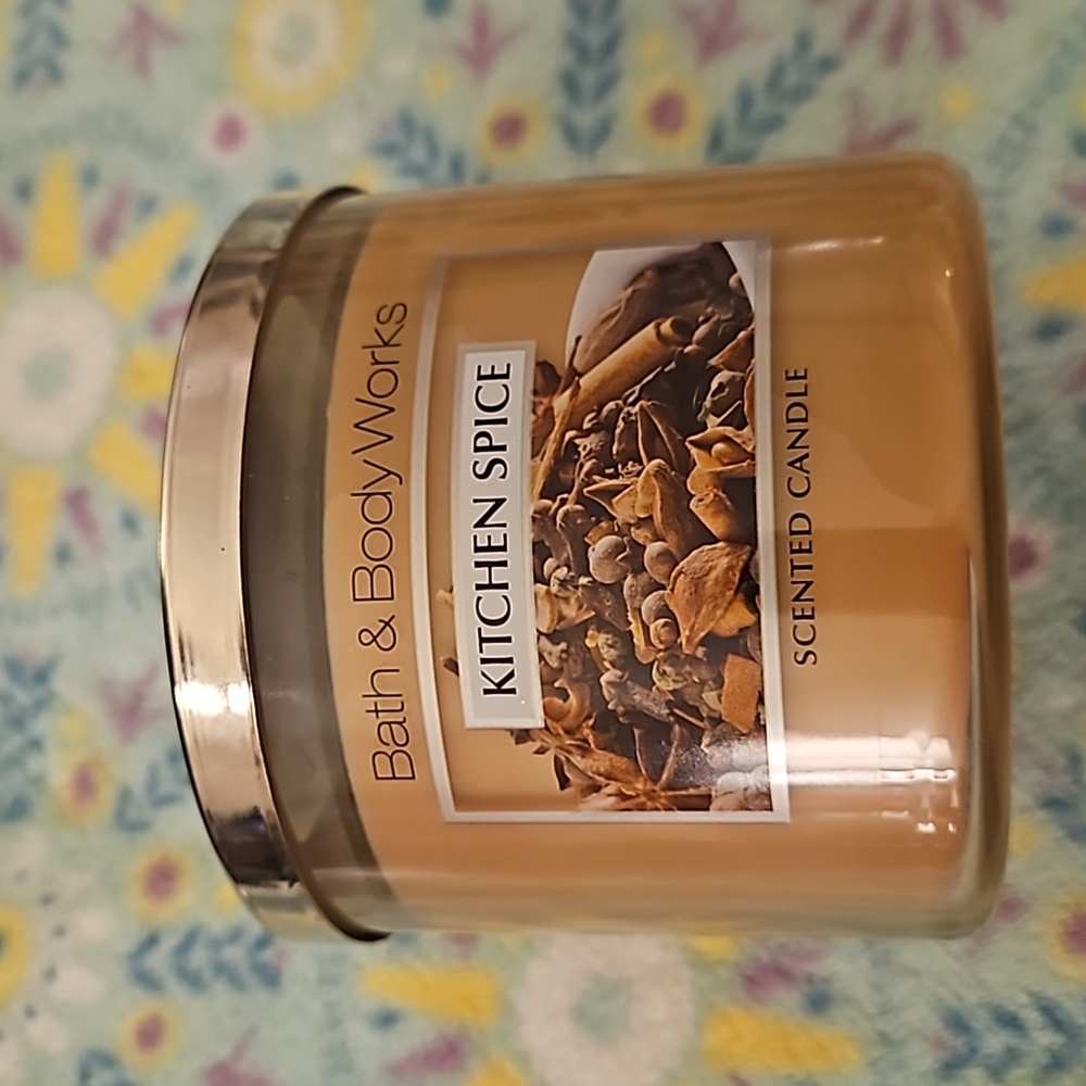 Kitchen Spice Bath and Body Works 3 wick candle